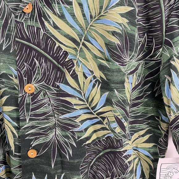 Paradise Found Hawaiian Shirt Mens XS Green Blue Leaf Print Rayon Made Hawaii - Picture 3 of 10
